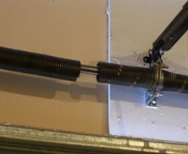 Garage-Door-cable_repair